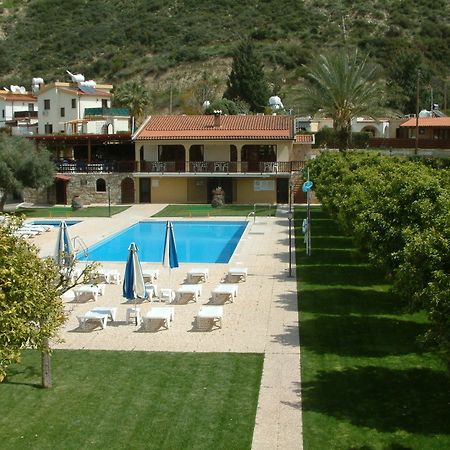 Pelekanos Apartments Pissouri Exterior photo